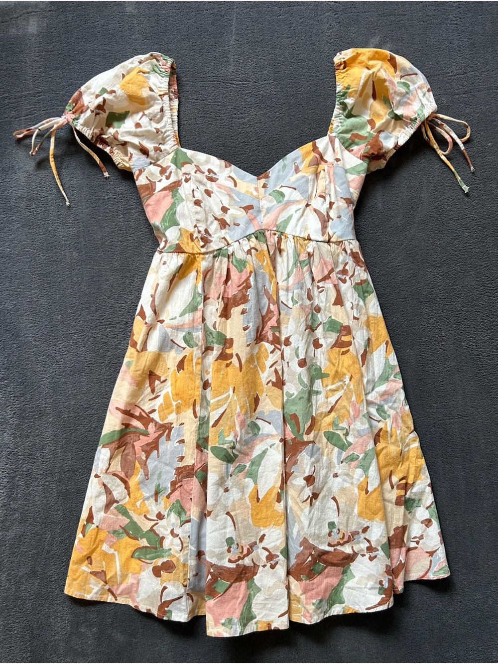 Abercrombie & Fitch Floral Dress with Tie Puff Sleeves